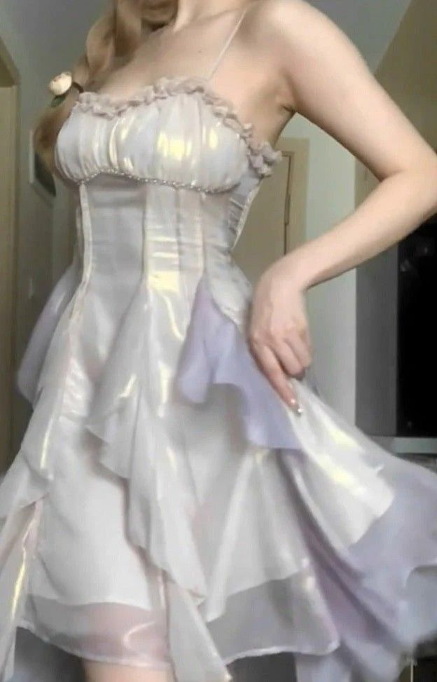 Pretty Spaghetti Straps Tulle Ruffles A Line Short Homecoming Dress Formal 21st Birthday Outfits D706