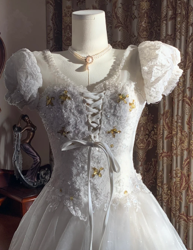 Classy White Ball Gown Tulle Lace Beaded Long Wedding Dress Formal Bridal Dress D1719