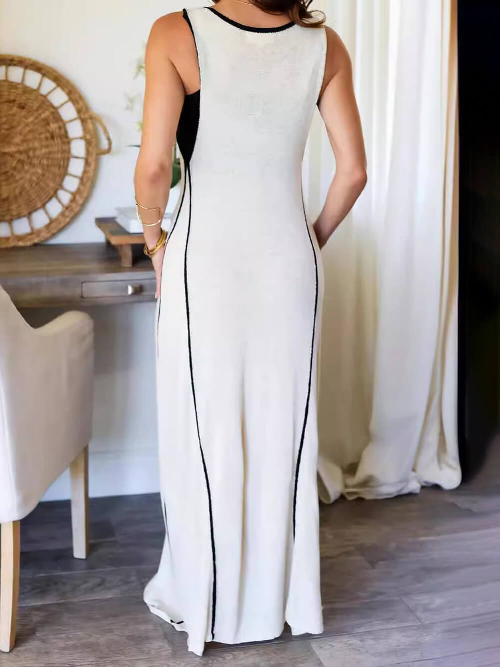 Contrast Trim V-Neck Sleeveless A-Line Maxi Dress