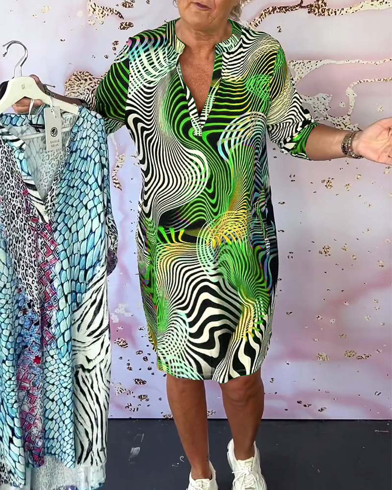 Standing Collar Split Neck 3/4 Sleeve Shift Mini Dress - View 13