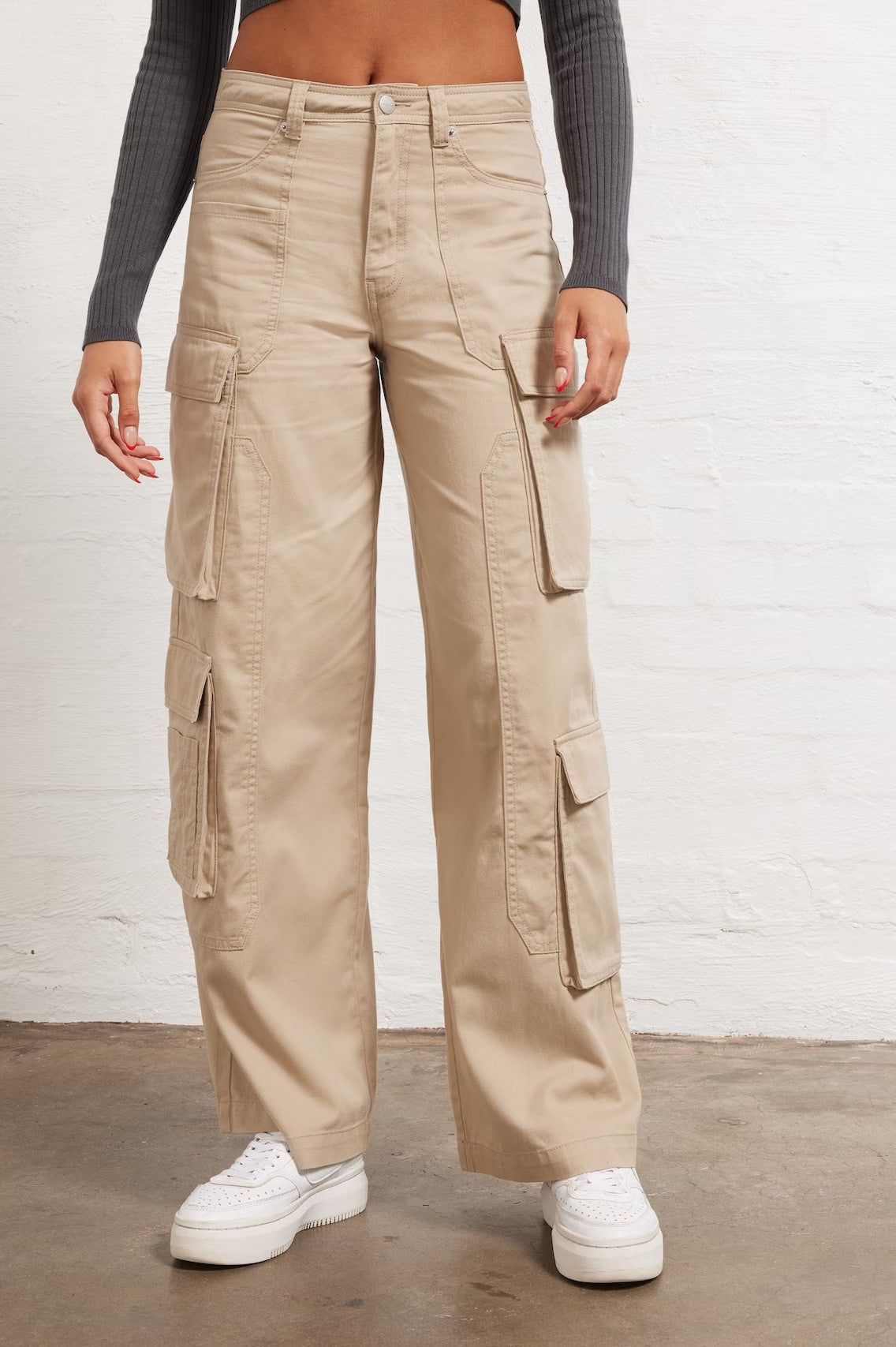 Vintage American High-Waisted Straight Leg Cargo Pant