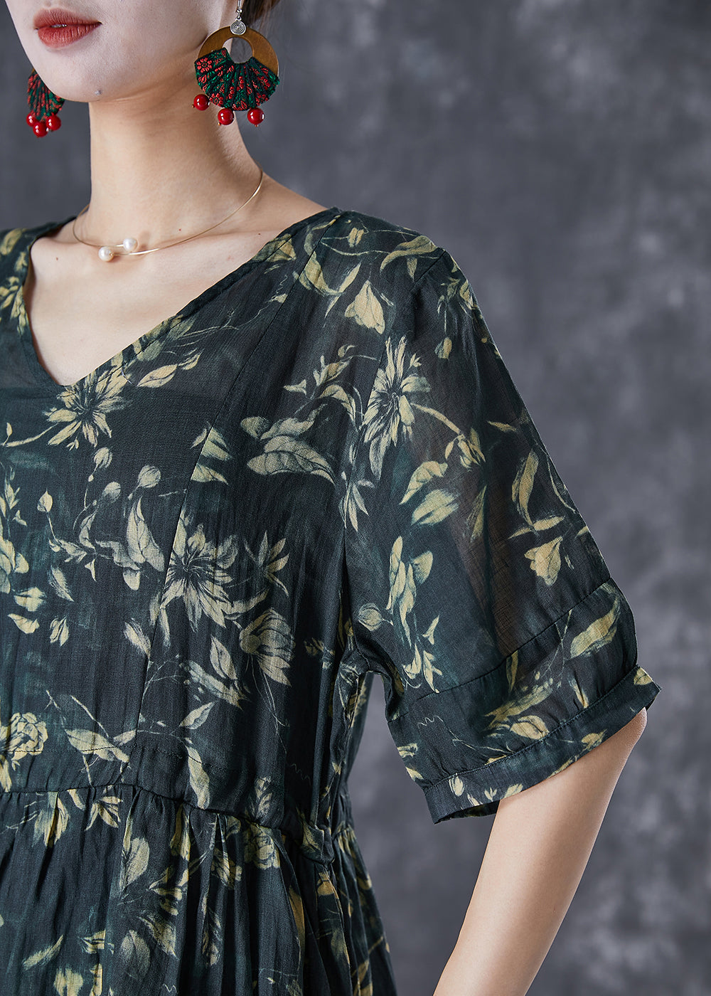 Botanical Print V-Neck Elbow Sleeve Gathered Waist Loose Midi Dress - View 5