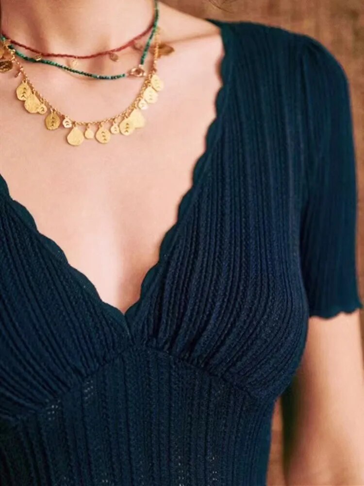 Slim V-Neck Knit Sweater Tee 2