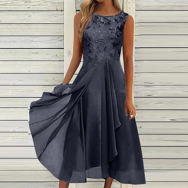 Floral Embroidered Round Neck Sleeveless Layered Midi Dress - View 2