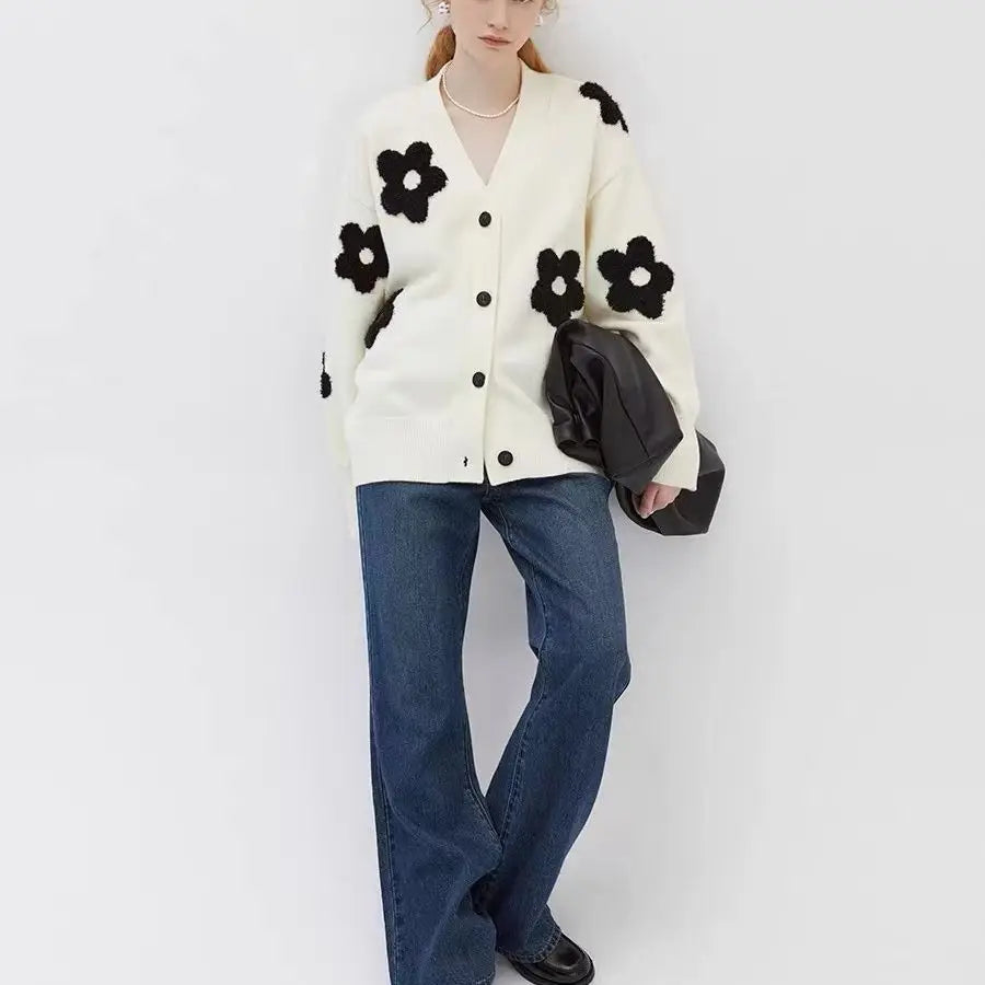 Trend Loose Fitting Floral Embroidered Cardigan 3