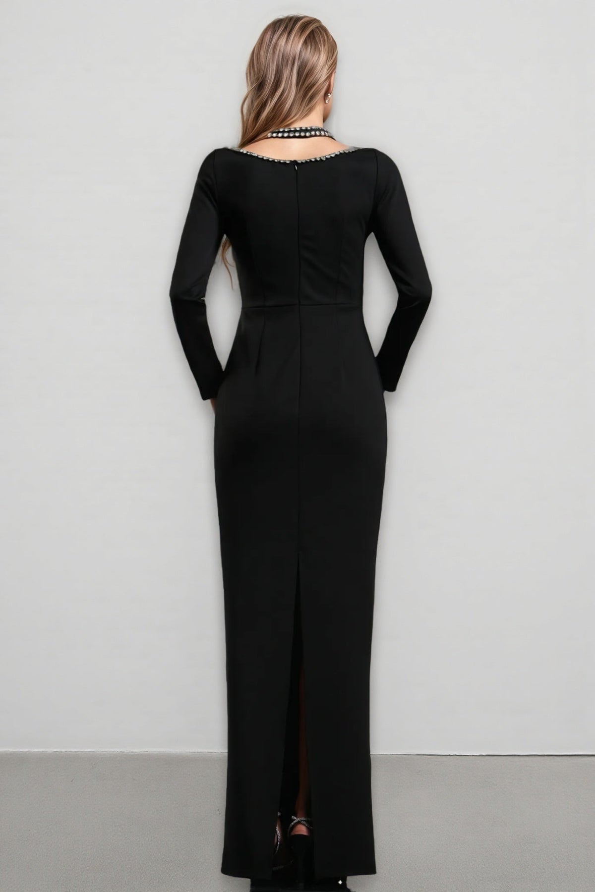 Revie V-Neck Bandage Maxi Dress - View 4