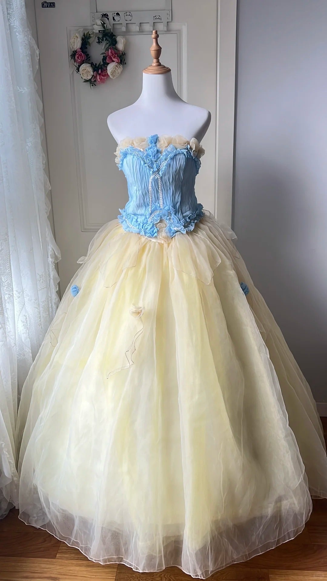 Dreamy Blue and Yellow Color-blocked Strapless Tulle Ball Gown Evening Dress Sweet 16th Dress P4204