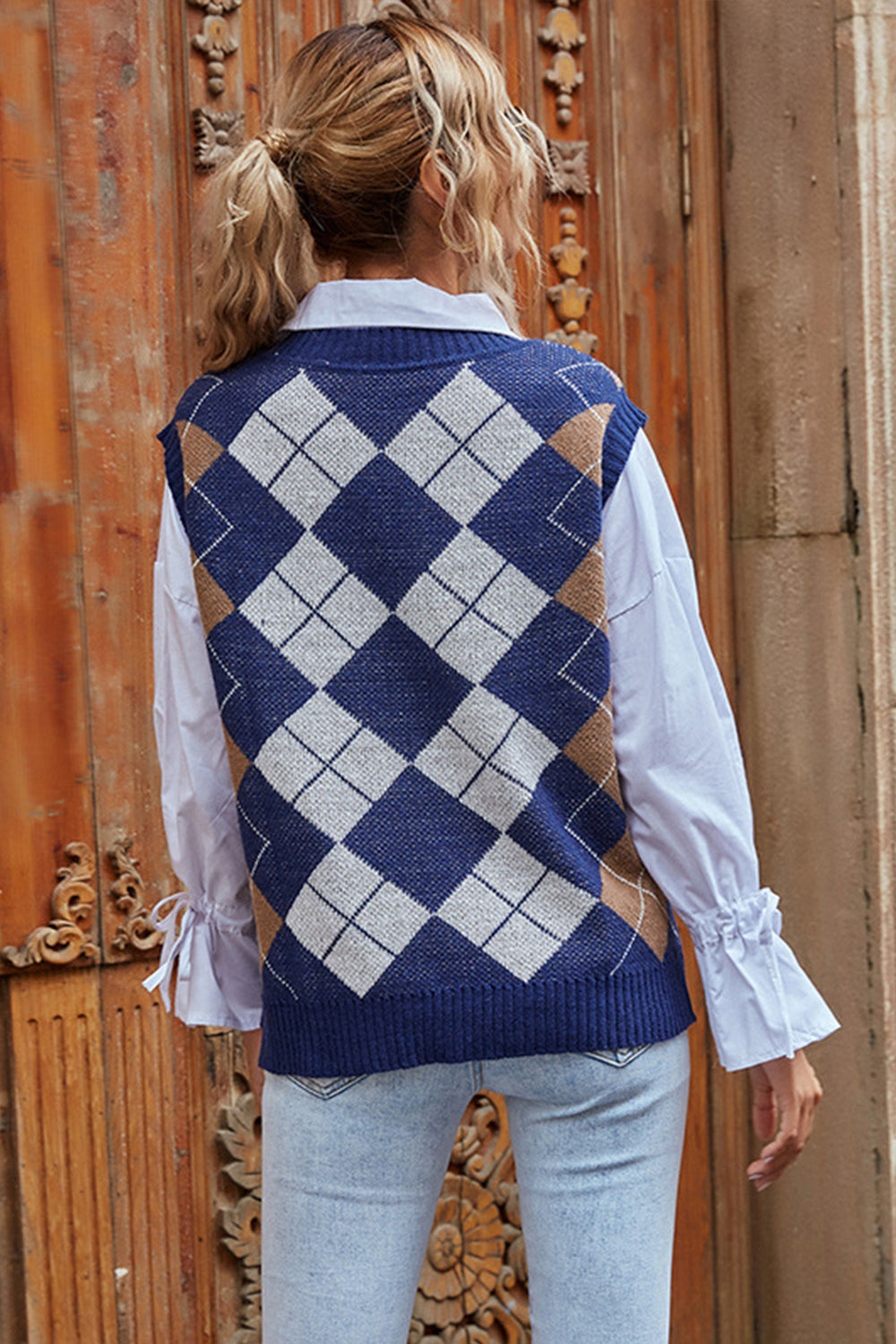 RadyRin V-neck Plaid Knit Sweater Vest for Effortless Style