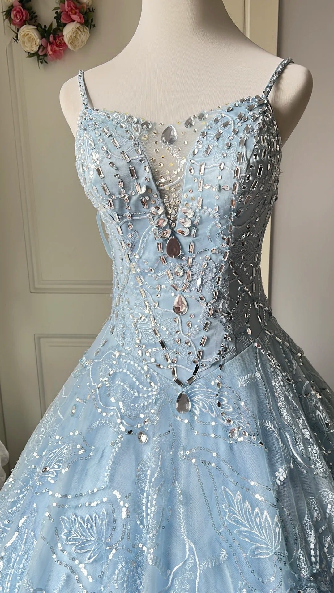 Dreamy Light Blue V-neck Rhinestone Tulle Long Prom Dress Evening Dress P4206