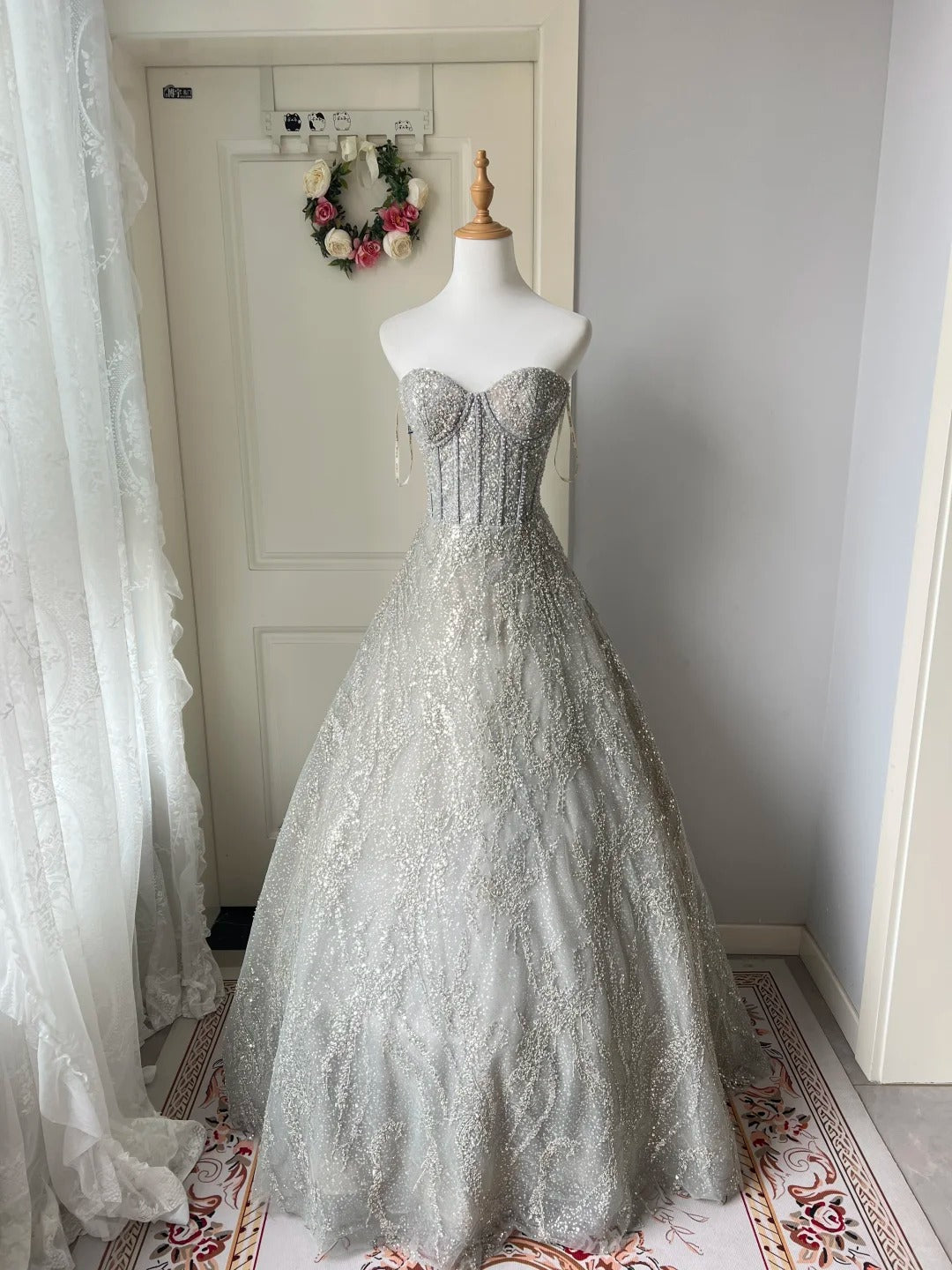 Sparkling Silver-grey Strapless Sequined Ball Gown Evening Dress P4209