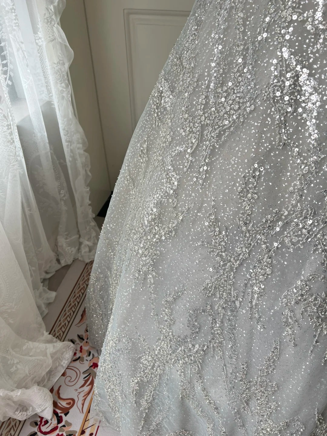 Sparkling Silver-grey Strapless Sequined Ball Gown Evening Dress P4209