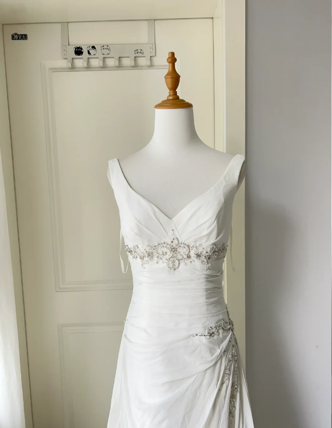 Elegant White Deep V-neck Beaded Chiffon Prom Dress Evening Dress P4213