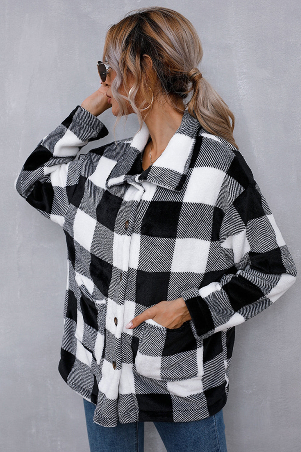 RadyRin Woolen Cardigan with Elegant Contrast Plaid Design