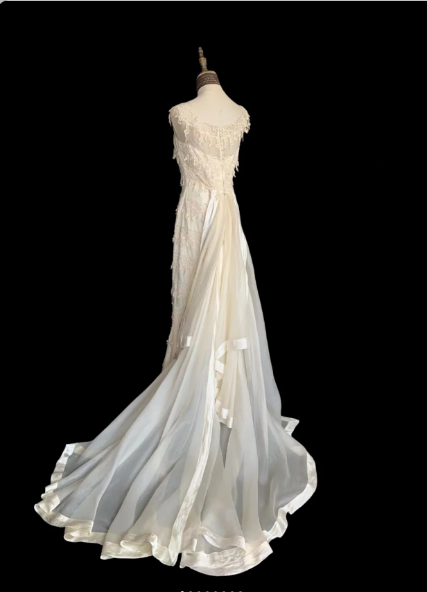 Vintage Ivory Fitted Lace Train Prom Dress Evening Dress Wedding Dress P4233