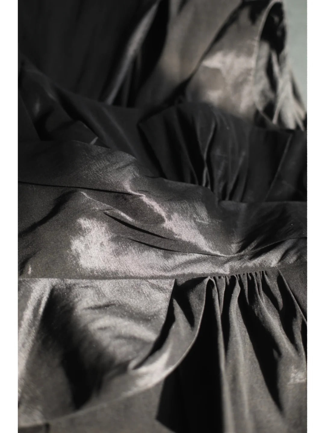 Elegant Black Pleated U-neck Mermaid Satin Long Prom Dress Evening Dress P4234