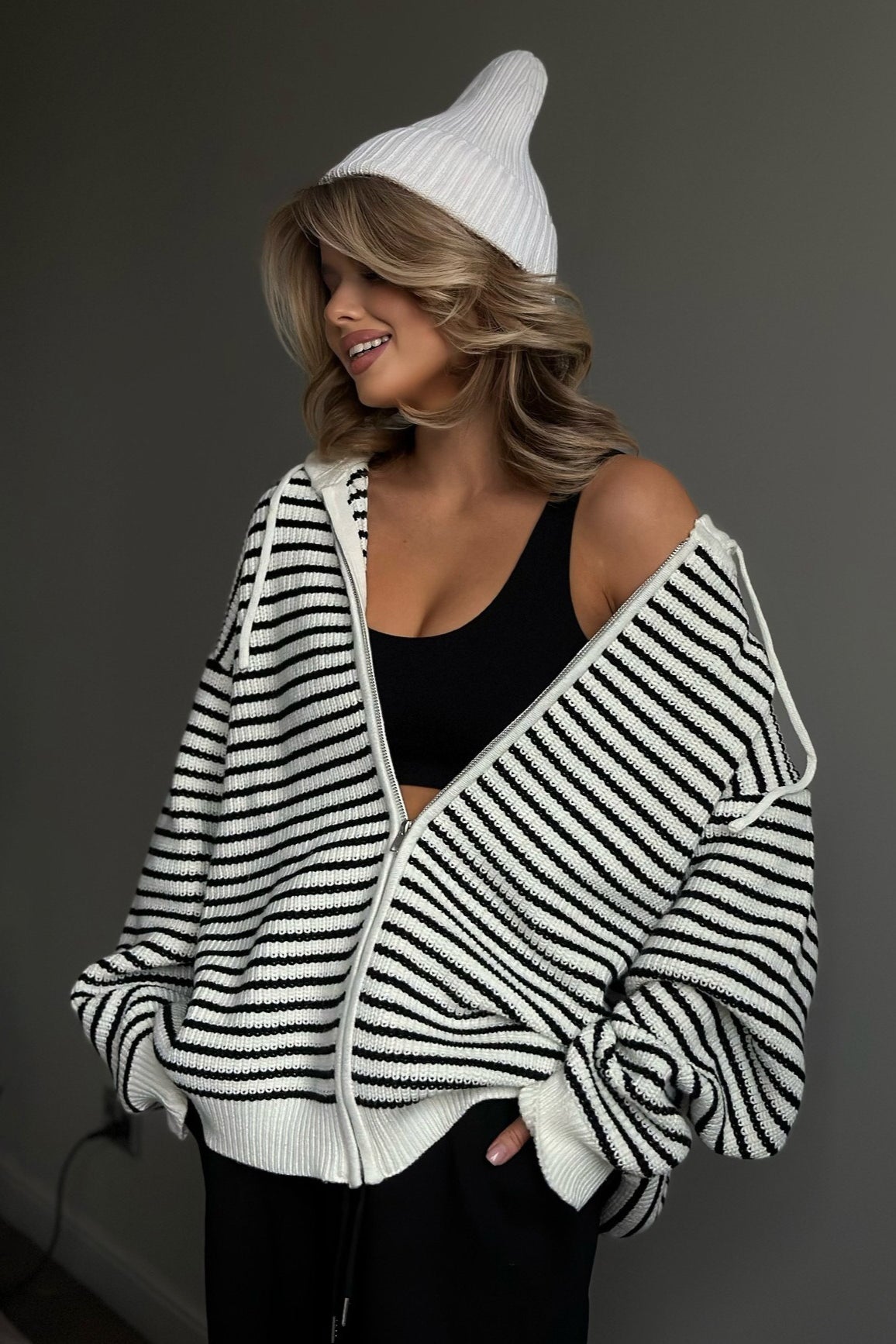 Retro Color Block Zip Cardigan for Stylish Comfort