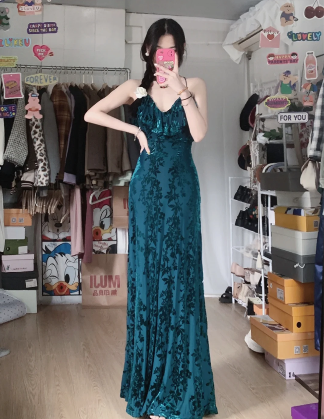 Vintage Court Dark Green V-Neck Ruffled Long Prom Dress Evening Dress P4287