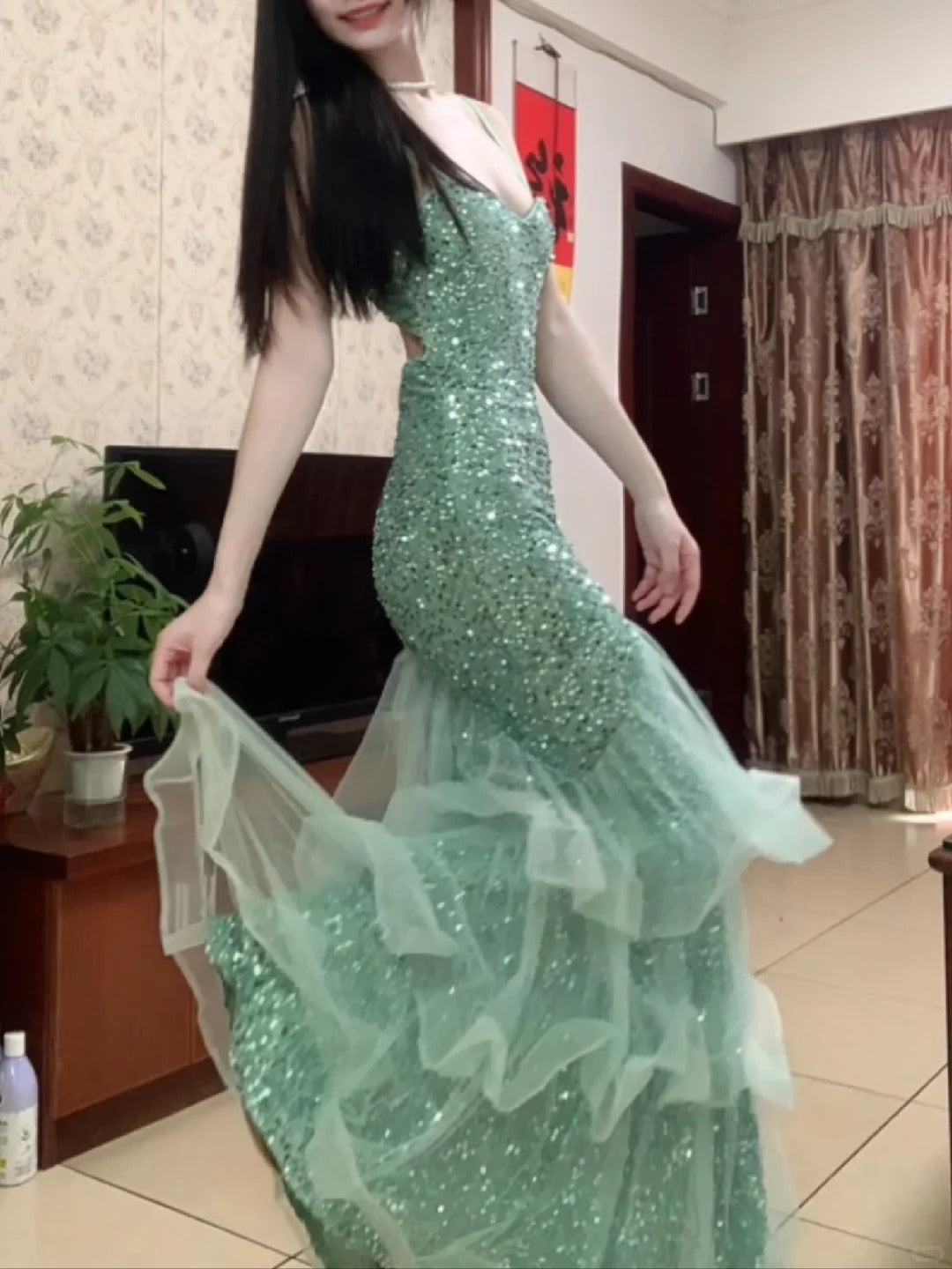 Dreamy Princess Mint Green Mermaid Spaghetti Strap Backless Sequined Long Prom Dress Evening Dress P4291