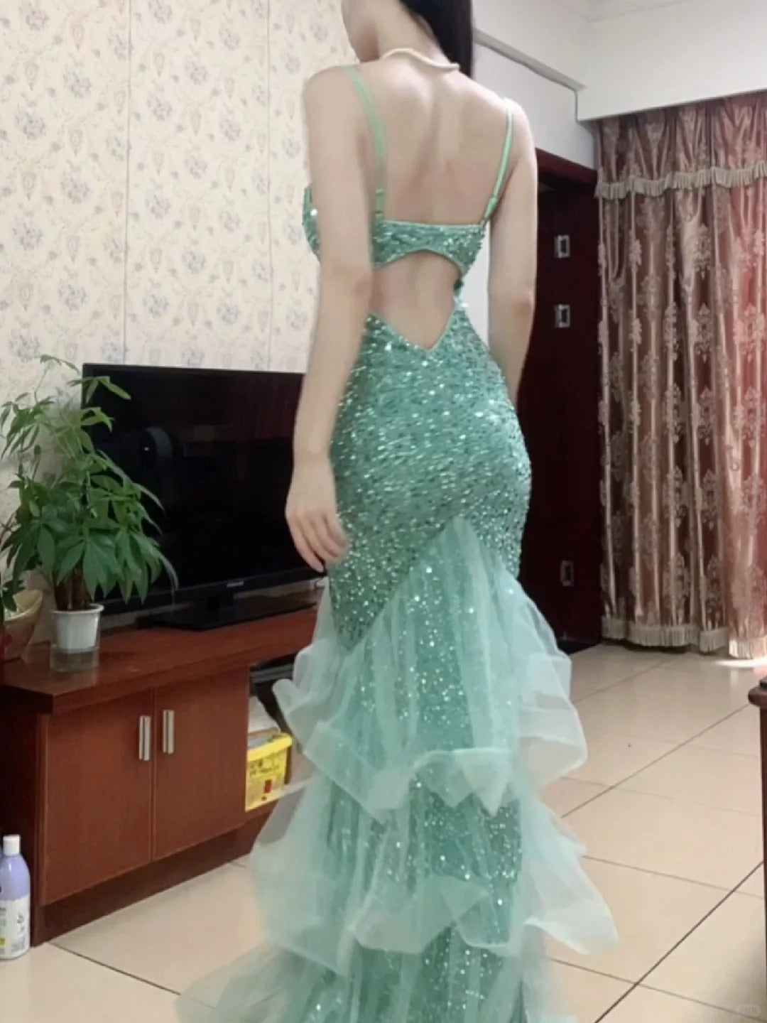 Dreamy Princess Mint Green Mermaid Spaghetti Strap Backless Sequined Long Prom Dress Evening Dress P4291