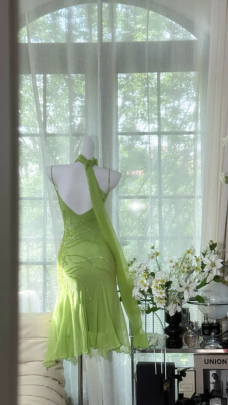 Elegant Spaghetti Straps Green Chiffon Beaded Short Party Dress Formal Homecoming Dress S677
