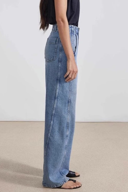 High Waist Curved Seam Straight Jean
