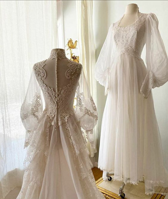 Charming A Line Tulle Wedding Dresses with lace Appliques