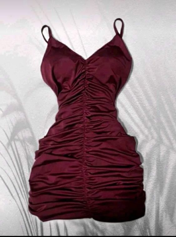 Chic Spaghetti Straps Burgundy Short Prom Dresses - Fashionpara