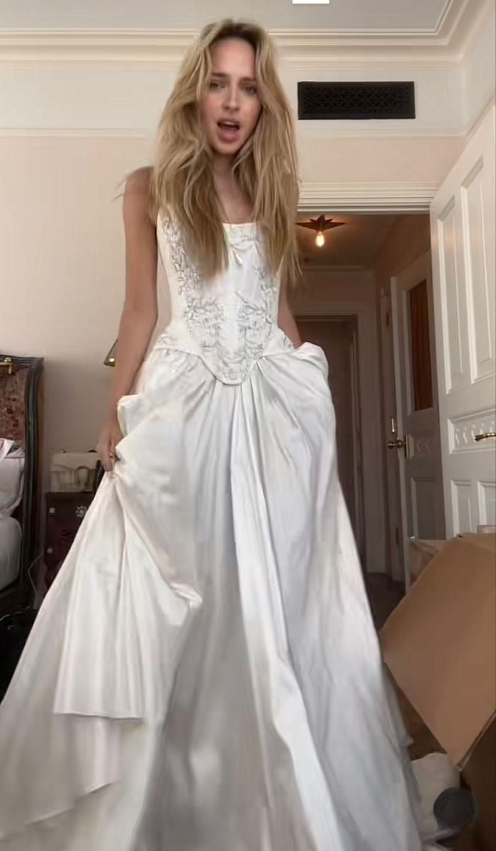 A Line Lace Up Back Strapless Wedding Dresses,Simple Bridal Gowns,Long Beautiful Bridal Gown