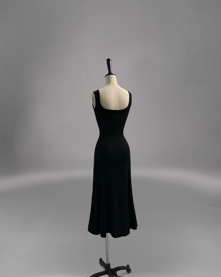 Sweetheart Wedding Guest Dress Sleeveless Black Midi Dress