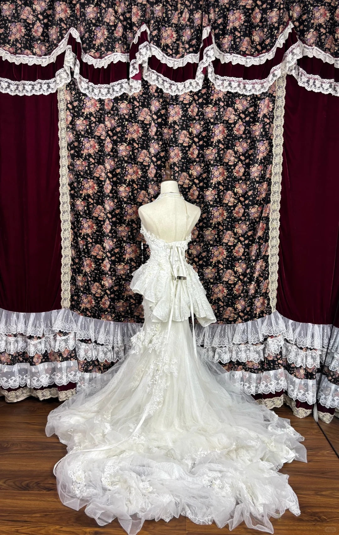 Mermaid Lace Tulle Pearls Long Princess Wedding Dress