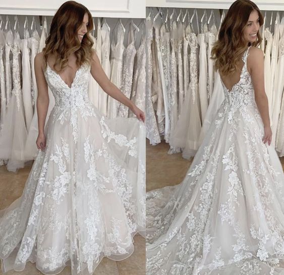 Light champagne applique tulle wedding gown spaghetti straps bridal dresses