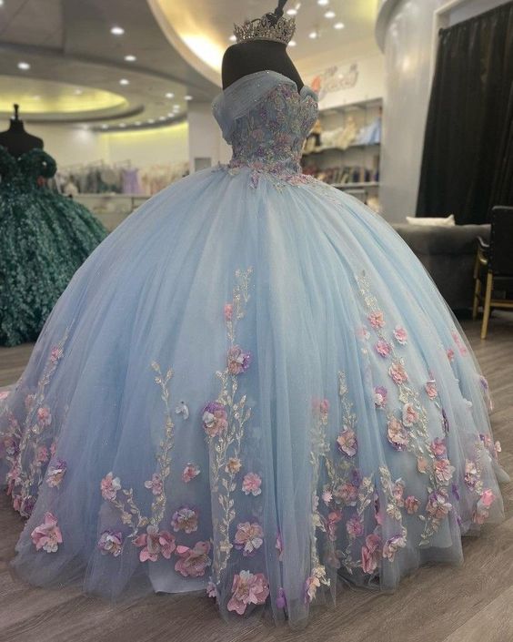 Light Blue Puffy Ball Gown Quinceanera Dresses Off Shoulder Flower Corset Sweet 16 Dress