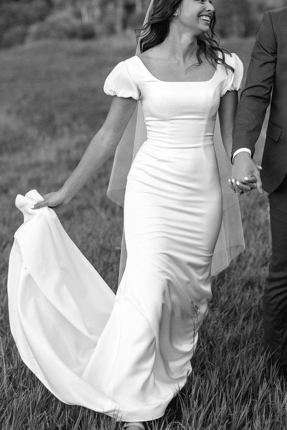 Elegant White A-line Wedding Dress Simple Bridal Gown