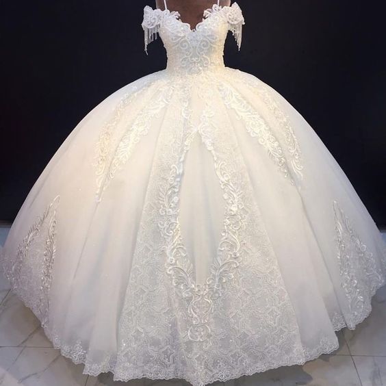 Gorgeous White V Neck Wedding Dress Beaded Appliques Spaghetti Strap Floor Length Off The Shoulder Wedding Dress
