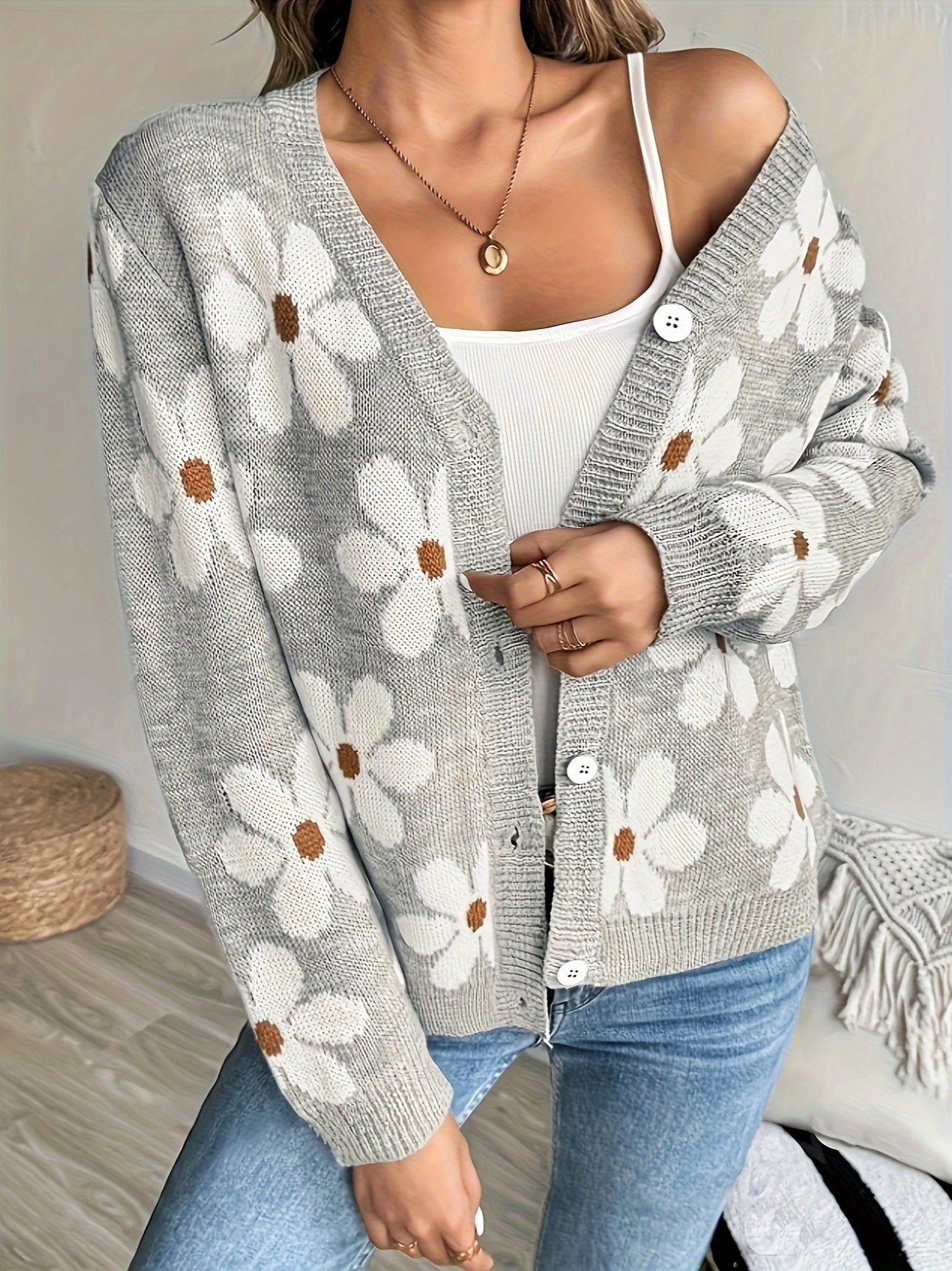 Elegant Fitted Long Sleeve Knit Cardigan for All Occasions