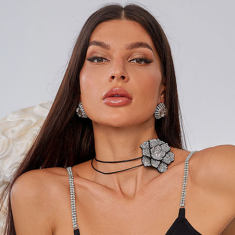 Rhinestone  Flower Necklace