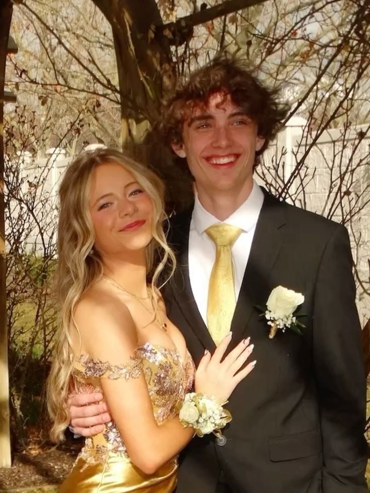 Mermaid Off The Shoulder Gold Slit Sequins Prom Dresses 18th Birthday Outfits Evening Long Dress - Fashionpara