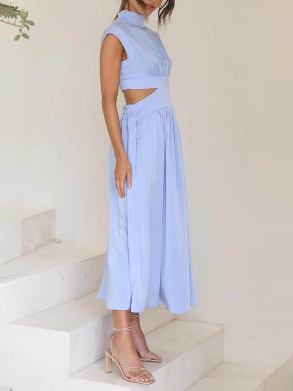 Cutout Waist Pocketed Vacation Midi Dress - Fashionpara