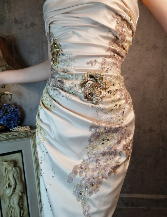 Elegant Champagne Fitted Spaghetti Strap Beaded Embroidered Satin Prom Dress Evening Dress P4315