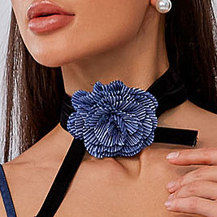 3D Flower Necklace - Fashionpara