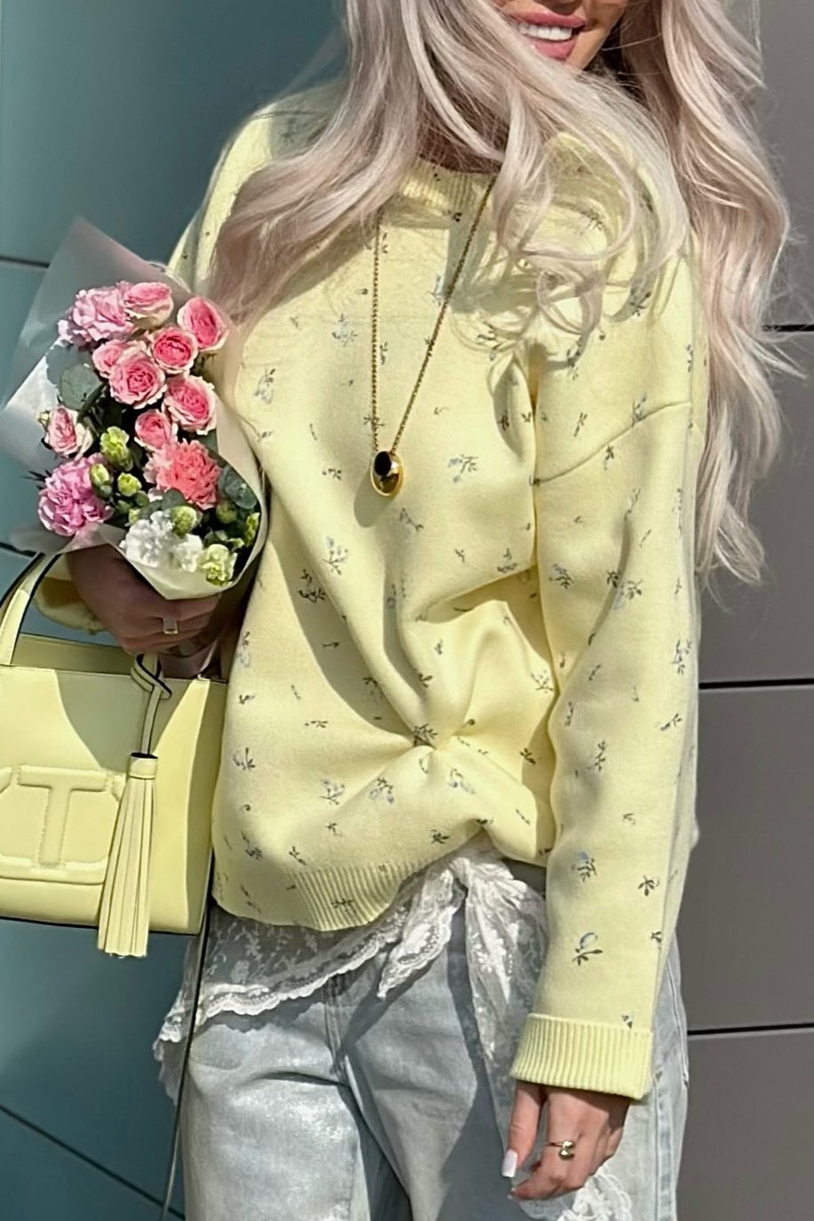 Floral Knit Loose Pullover Blouse 2