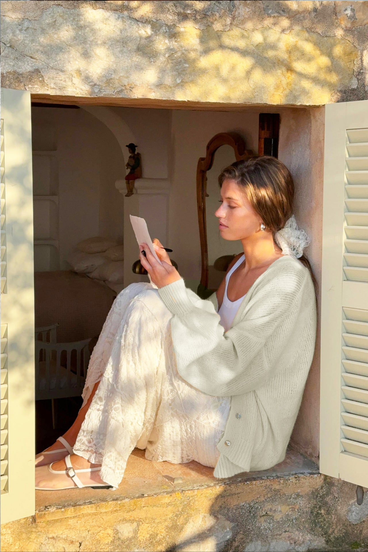 Elegant V-Neck Mohair Lace Bell Sleeve Cardigan for Chic Style