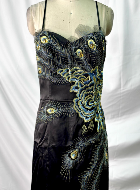 Vintage Black Peacock Feather Embroidered Slim-Fit Satin Long Prom Dress Evening Dress P4384