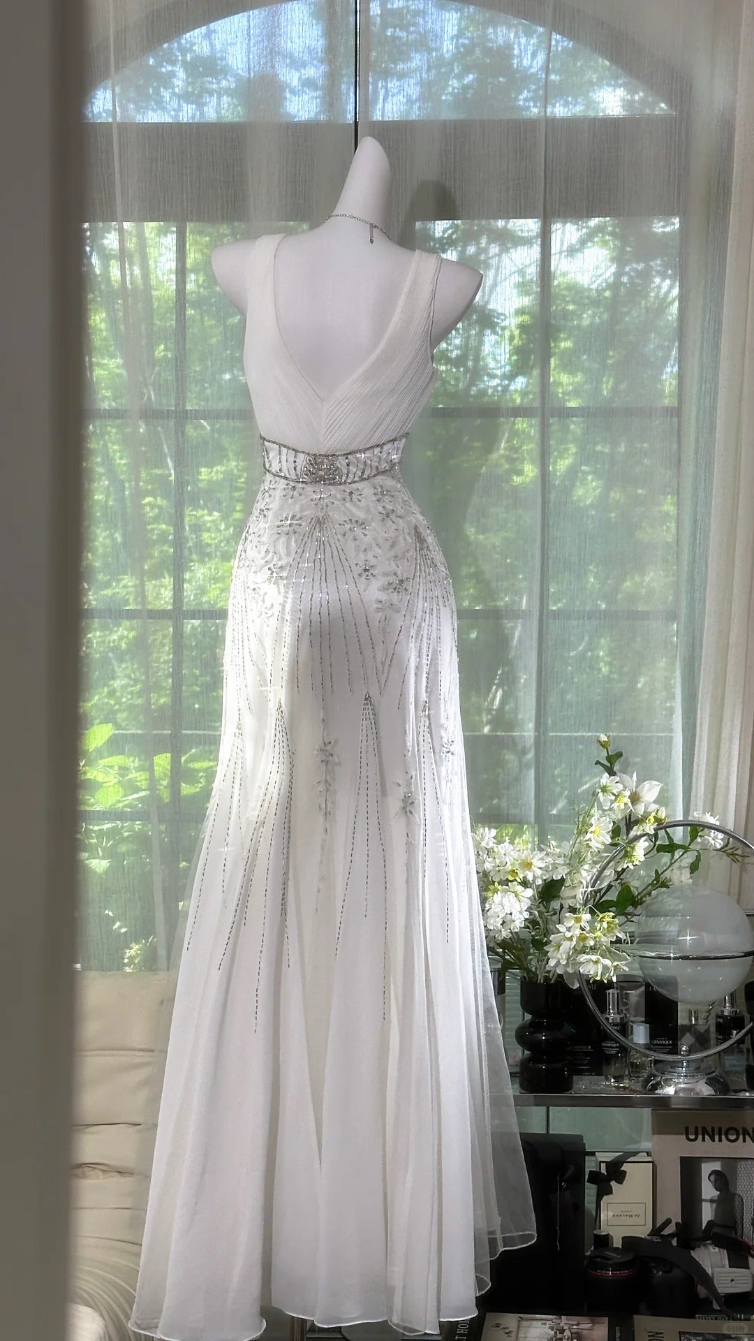 Elegant White Mermaid Strapless V-neck Beaded Chiffon Long Prom Dress Evening Dress P4039