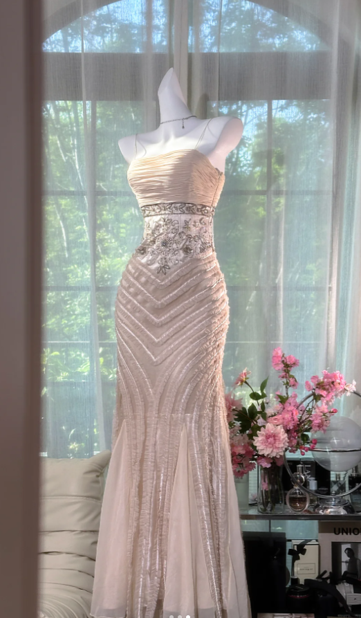 Classy Spaghetti Straps Chiffon Beaded Mermaid Evening Dress Long Party Gown D920