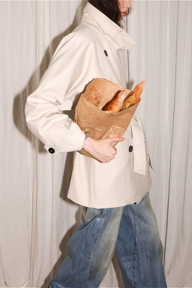 Elegant Twill 3D-Silhouette Collared Short Trench Coat