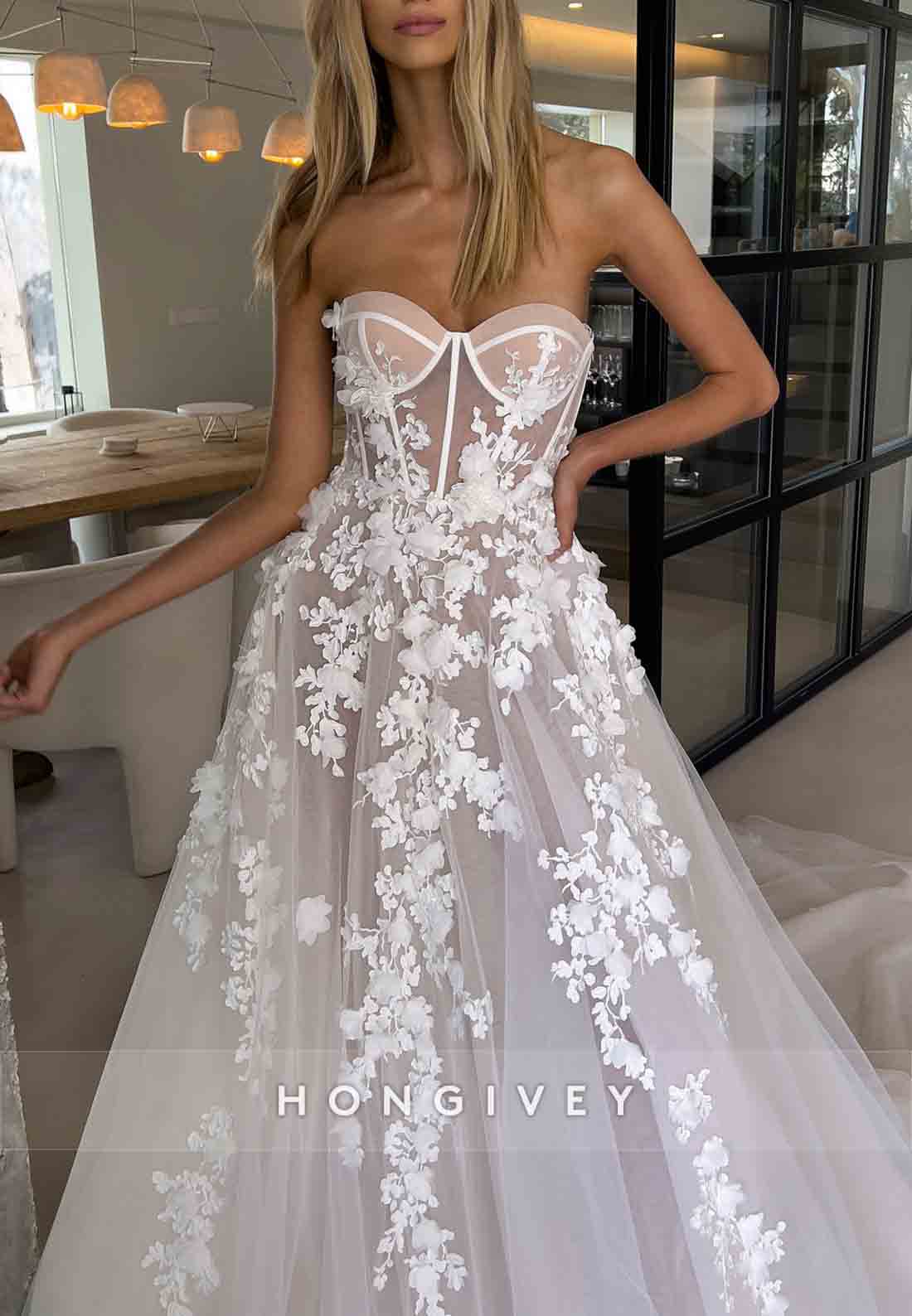 3D Floral Sweetheart A-Line Wedding Dress Court Train Sheer Corset Tulle Train
