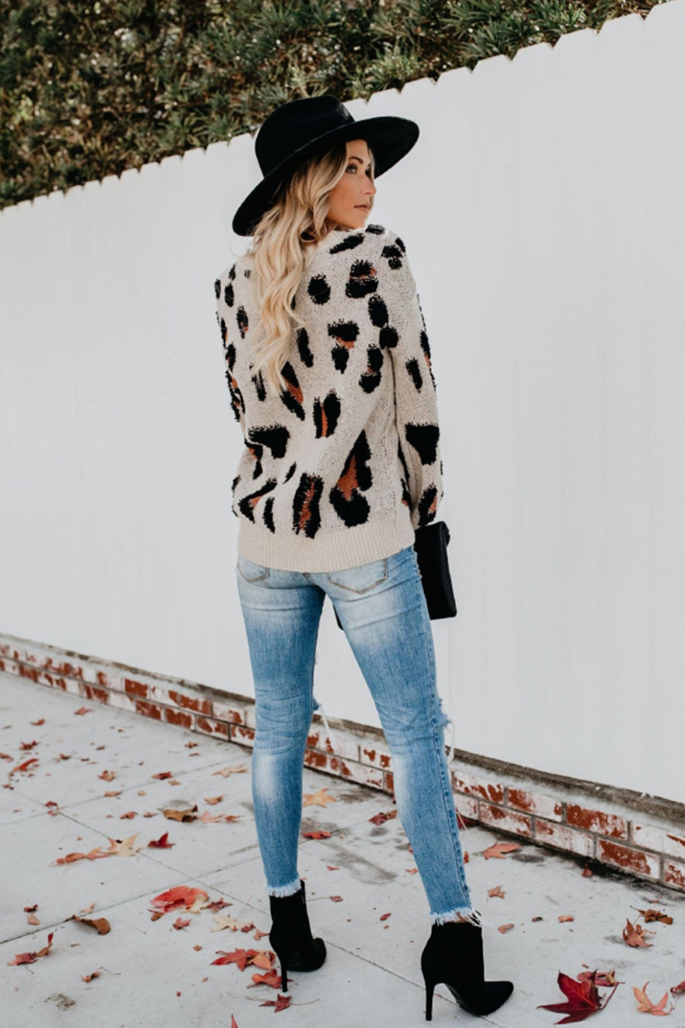 RadyRin Leopard Print Round Neck Pullover Sweater