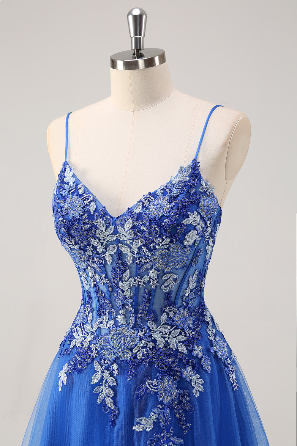 Royal Blue A Line Spaghetti Straps Corset Tulle Prom Dress With Embroidery