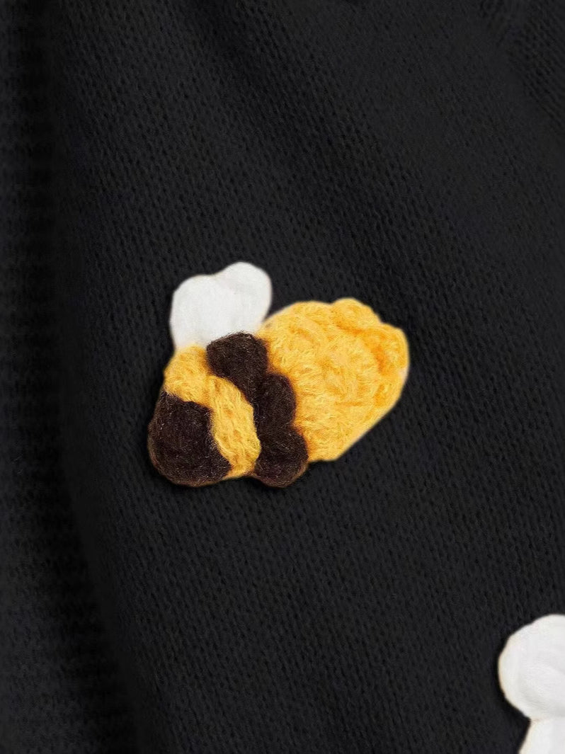 Hand-Embroidered Floral Knit Cardigan for Elegant Style